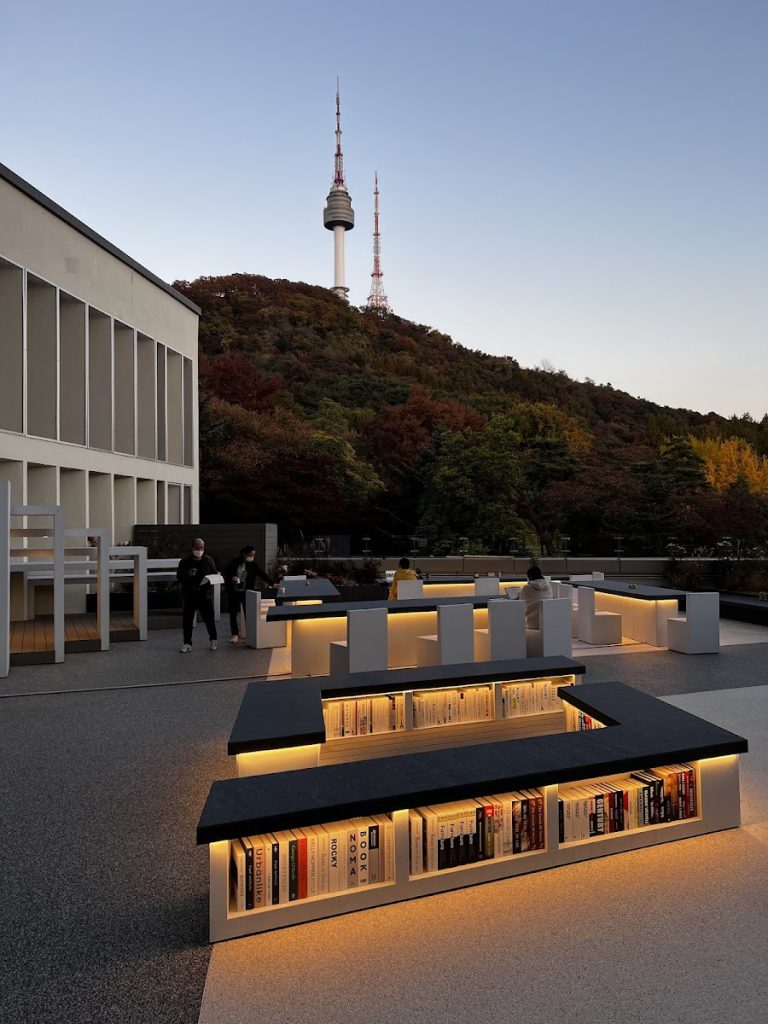 Namsan Library Cafeteria (구내식당), Yongsan Seoul Guide